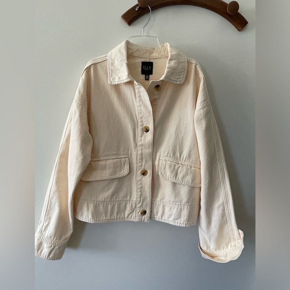 Jacket spring